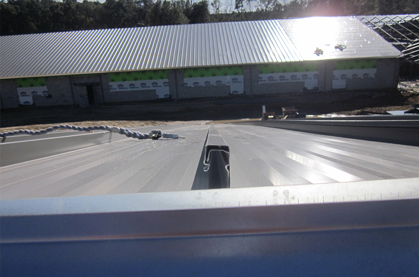 (article) Mechanical Lock vs. Snap-lock Metal Roof Profiles: Which Is Better? (article) Mechanical Lock vs. Snap-lock Metal Roof Profiles: Which Is Better?