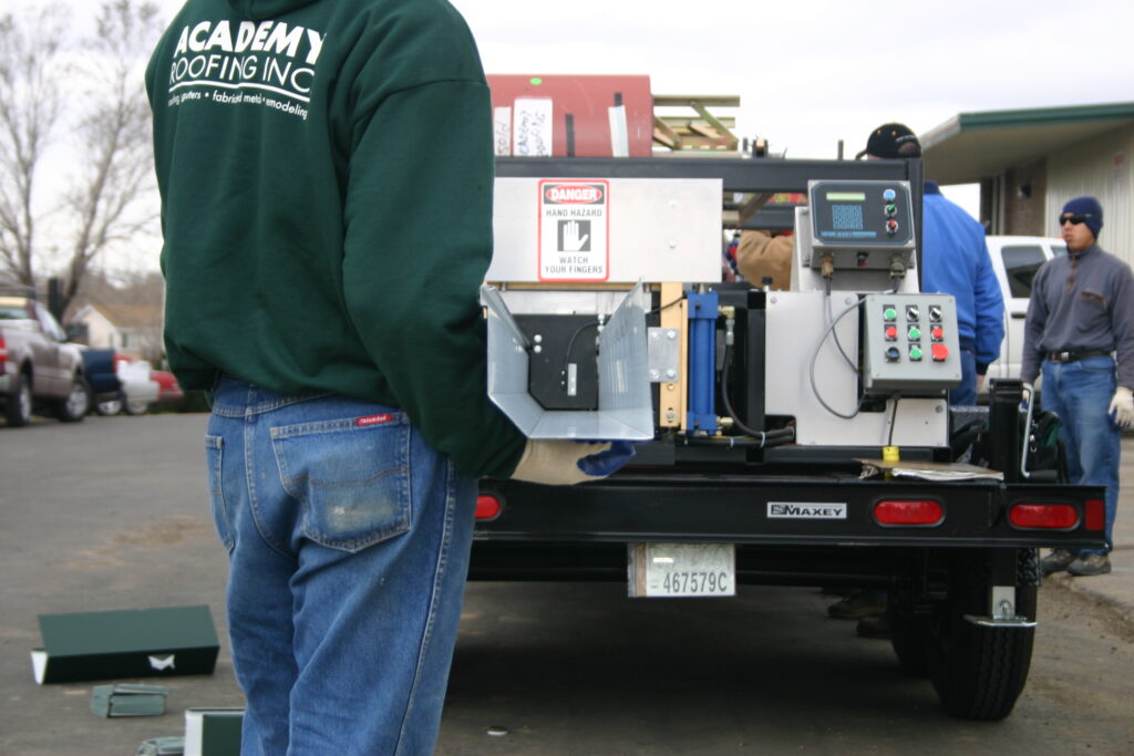 Running box gutter from machine