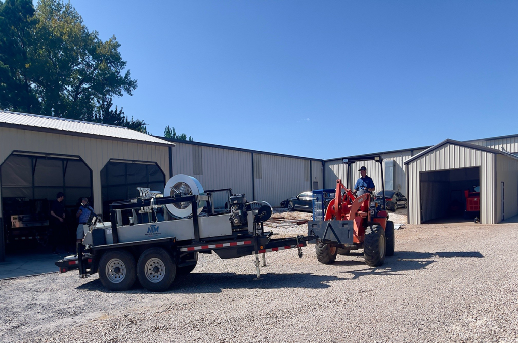 moving SSQ machine with tractor