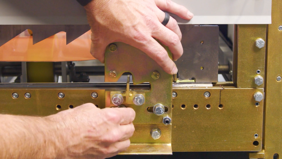 Centering the outside die.